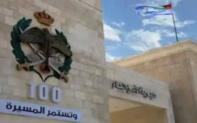 خامنئي يعطي “توجيهات جديدة” لقائد مقر