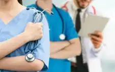 مستشفى الجامعة يحتفي باليوم العالمي للتمريض