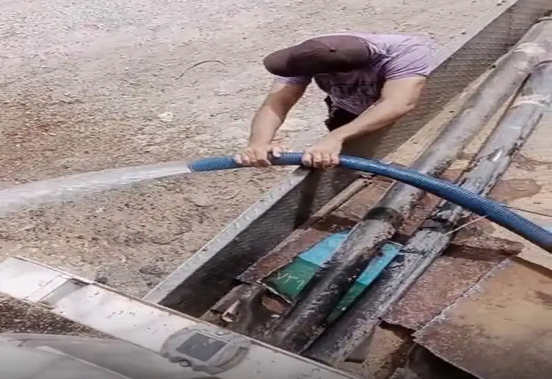 تجميع مياه نبعة غير صالحة للشرب