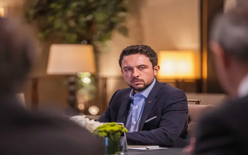 صحيفة نيسان ـ ولي العهد يؤكد أهمية المشاريع التي