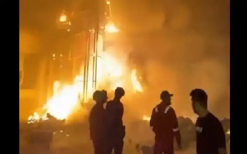 بسبب ركلة جزاء.. مشجعون لنادي الاتحاد