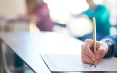 صحيفة نيسان ـ التربية تدعو طلبة الحادي عشر للاطلاع