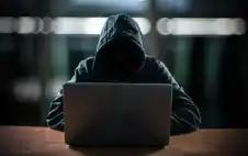 صحيفة نيسان ـ الجرائم الإلكترونية تحذر من ابتزاز عبر