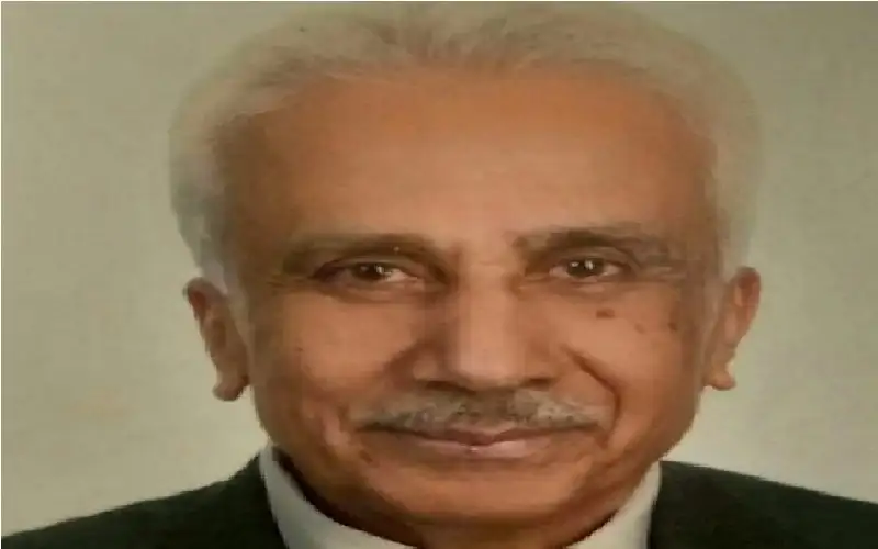 نعي الدكتور موسى العزب