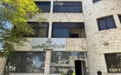 نقيب تجار الألبسة: المنافسة بين التجار