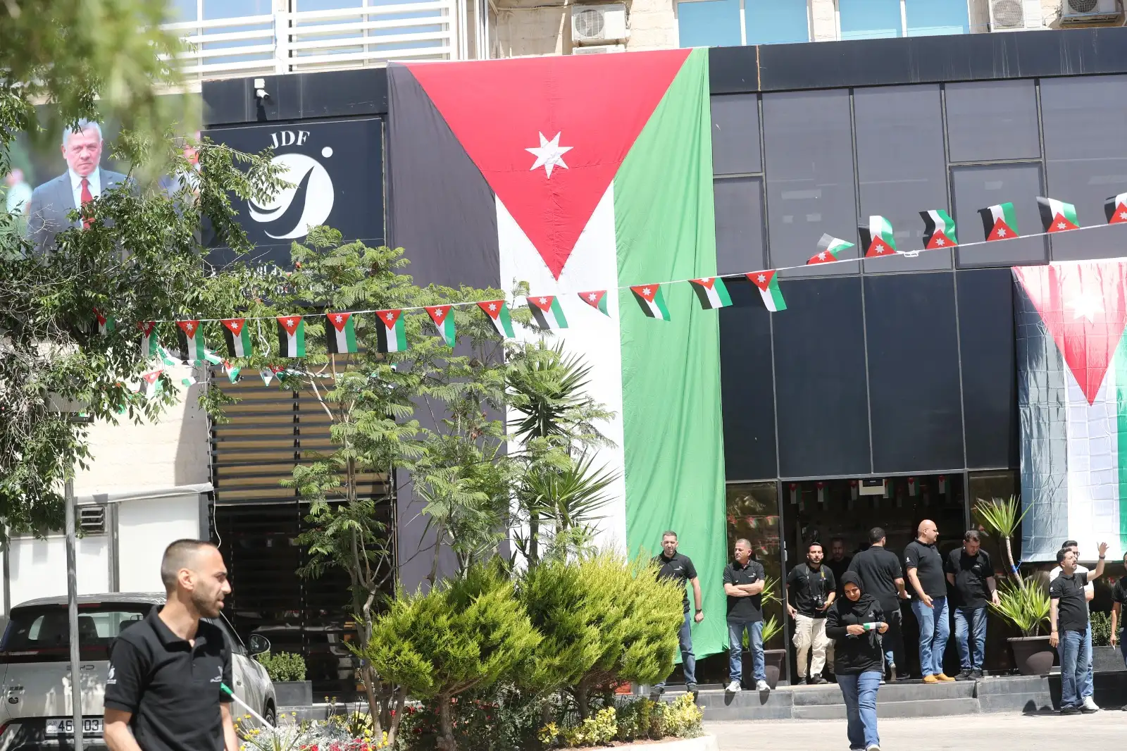 موظفو الأسواق الحرة الأردنية يحتفلون بعيد