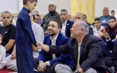 صحيفة نيسان ـ الملك وولي العهد يؤديان صلاة عيد