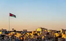 (إسرائيل غير موجودة واليهود هم العدو)..