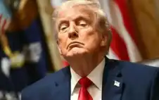 تstrongرمstrongب يرد على تعليق إيران للمفاوضات..