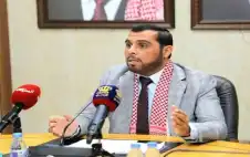 المشاقبة: مسؤولون يحفرون آبارا مخالفة فما