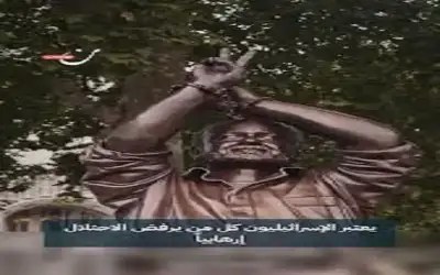 ولي العهد يحقق أمنية لطفل بمركز
