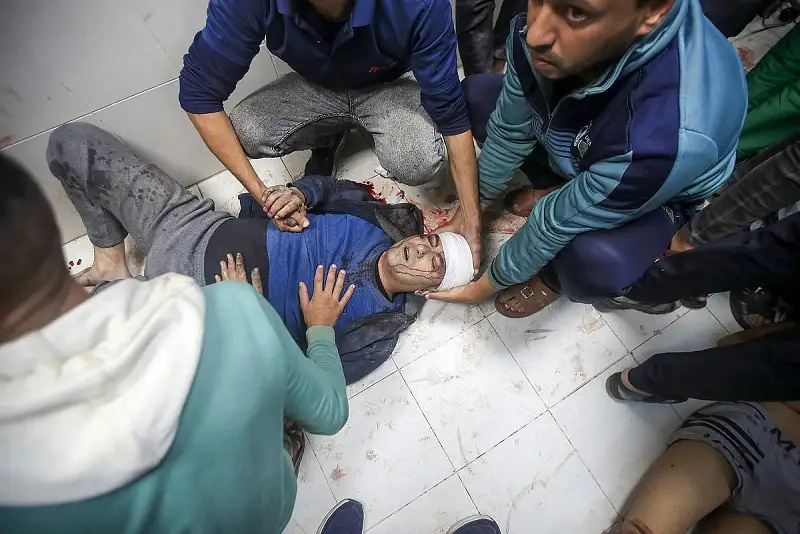 مجازر في العلن..