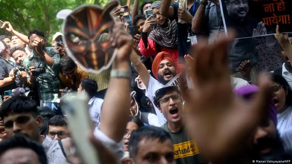 حراك الصراصير الاحتجاجي الهندي يقلق إدارة