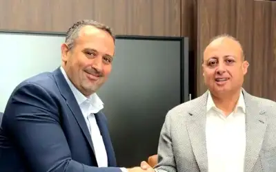 الحديث عن تراجع الدولار مبالغ فيه..