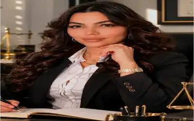 رئيس الوزراء يوجه بزيادة شهرية لموظفين
