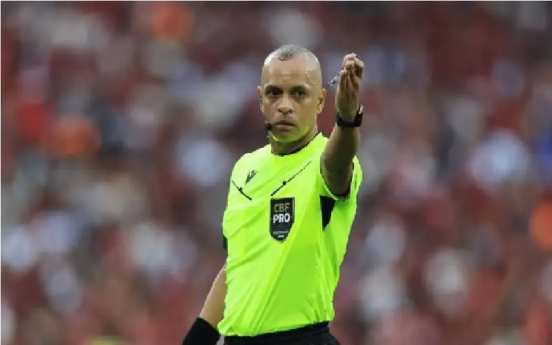 طاقم برازيلي يدير افتتاح كأس العالم