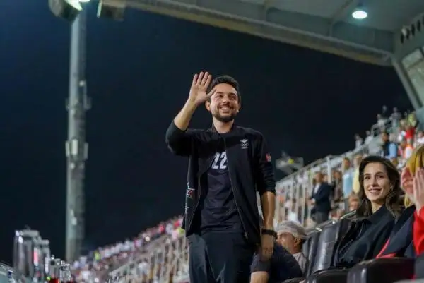 ولي العهد يتصل هاتفيا باللاعب إبراهيم
