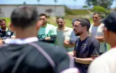 strongولي العهدstrong يتفقد تدريبات المنتخب الوطني