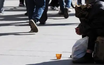 العقبة تضع حجر الأساس لأول مركز
