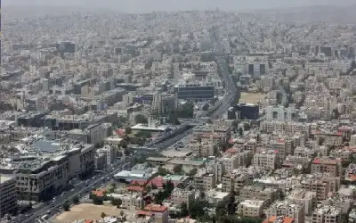 البطاينة والنجار على سرير الشفاء