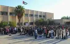20 مليون دينار لتطوير المدارس ..