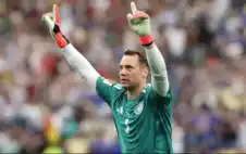 مانويل نوير يعلن اعتزاله الدولي النهائي
