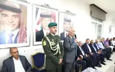 مندوبا عن الملك وstrongولي العهدstrong ..