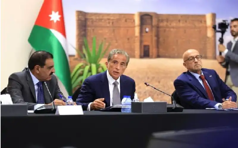 الحكومة تكشف عن برنامج تنموي للزرقاء
