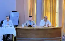 جلسة شبابية في بيت شباب إربد
