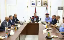الفراية: يتفقد جسر الملك حسين ويتحدث