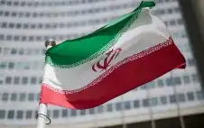 الإيرانيون يترقبون انفراج الاقتصاد في بلادهم