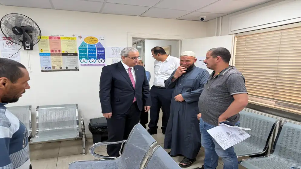 وزير الصحة يوجه بتأمين نواقص المواد