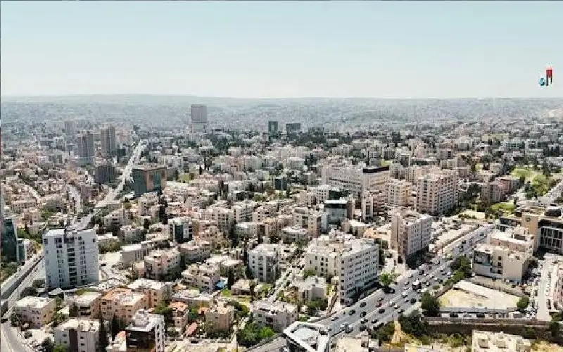 طقس صيفي معتدل الحرارة في أغلب