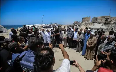 هتك العرض لأربعيني غافل سيدة ولمسها