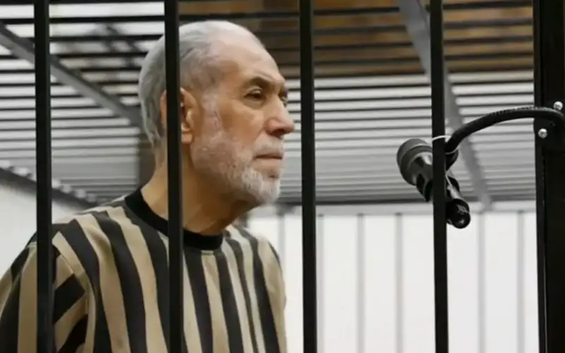 محاكمة مفتي سوريا السابق احمد حسون