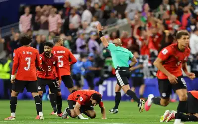 شاهد أسهل طريقة لصنع تكييف بالمنزل
