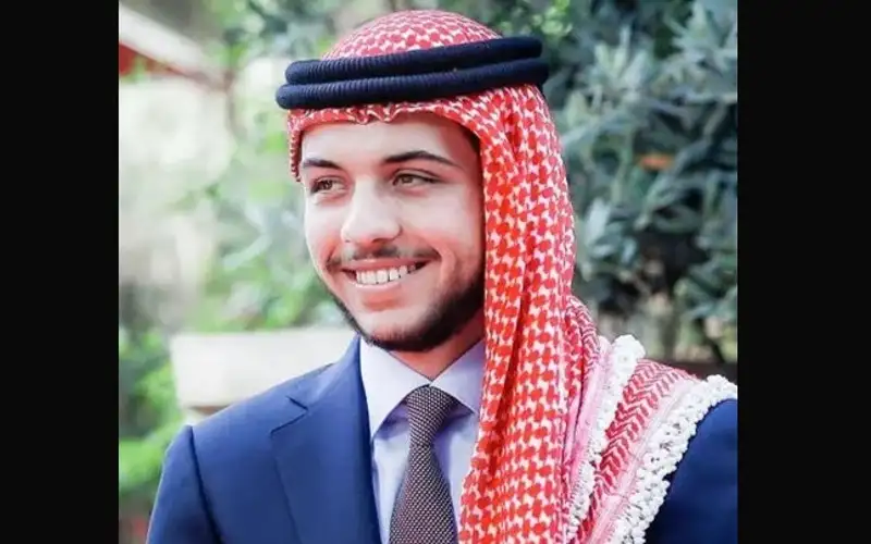 عمان الاهلية تهنىء بعيد ميلاد سمو