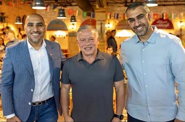 الملك في خاشوكة دالاس