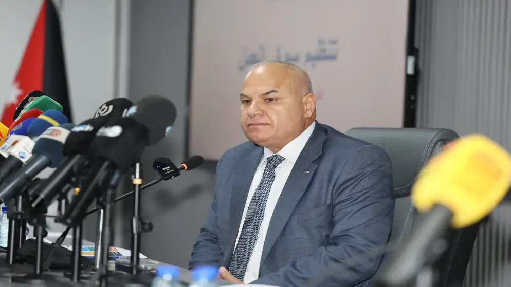 رئيس الوزراء يطلب من وزير العمل