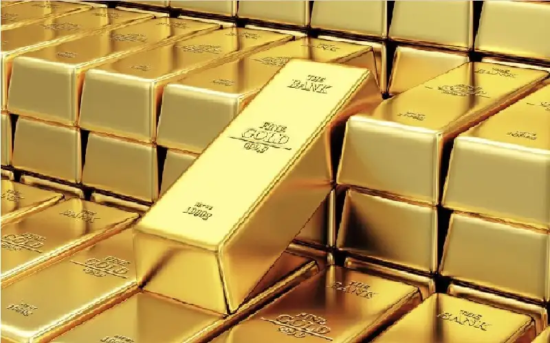 الذهب يتجه لأول ارتفاع أسبوعي في