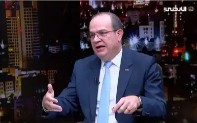 الخصاونة يطلب من وزيري الداخلية والعدل