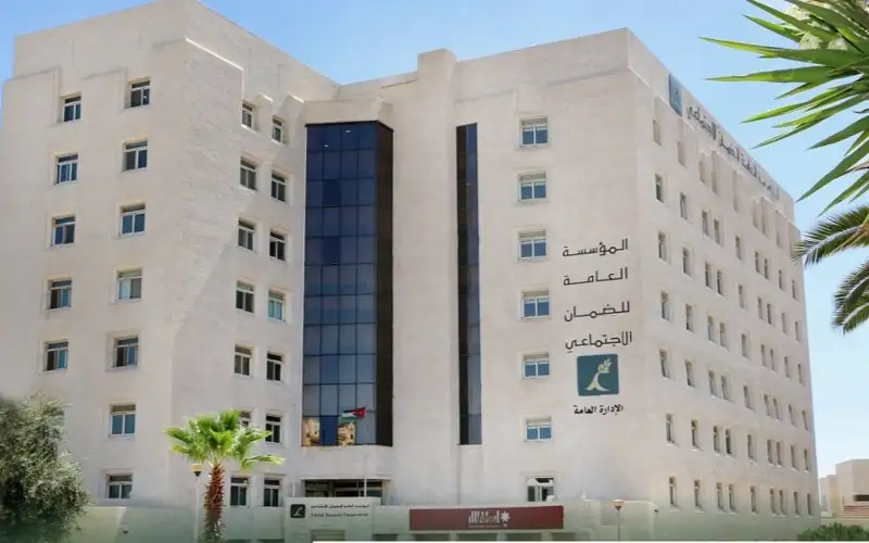 إجراءات جديدة لتأمين 10 آلاف عامل