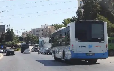 السفير السعودي يؤكد وقوف بلاده الى