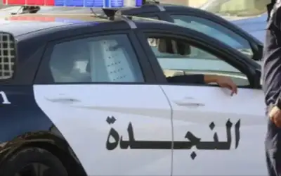 المعتصمون على الرابع يطالبون برحيل الرزاز: