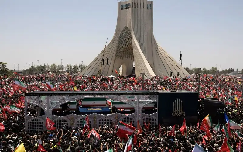 إيران تعلن ضرب أهداف أمريكية وتستعد