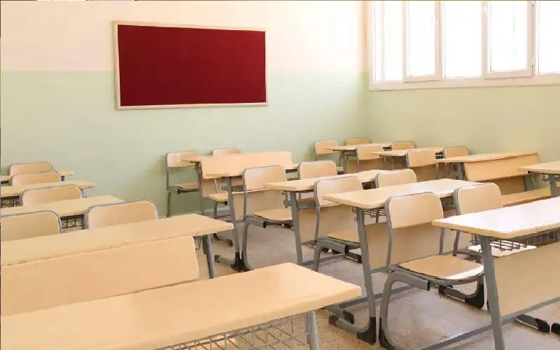 طلبة التوجيهي يشكون صعوبة اختبار الكيمياء