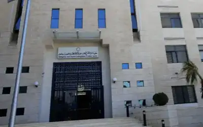تعزيزات أمنية أمام مستشفى خاص في