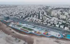 إنشاء جسر مشاة أمام حديقة النشامى