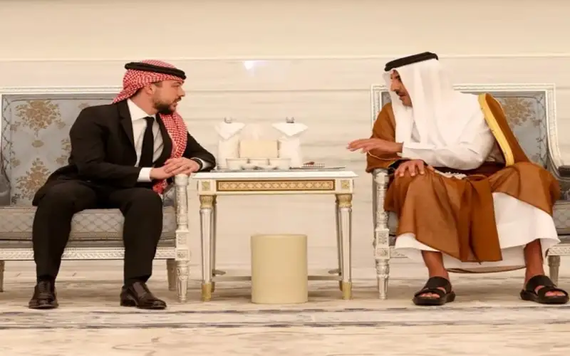 ولي العهد يقدم العزاء إلى أمير