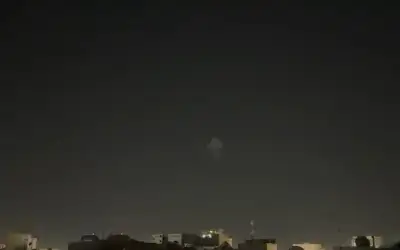 هل اخطأ أحمد منصور عندما التقى